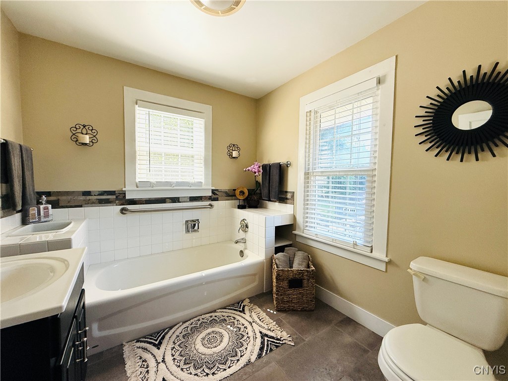 Cortland, New York 13045, United States, 3 Bedrooms Bedrooms, ,2 BathroomsBathrooms,Residential,Pending,162120