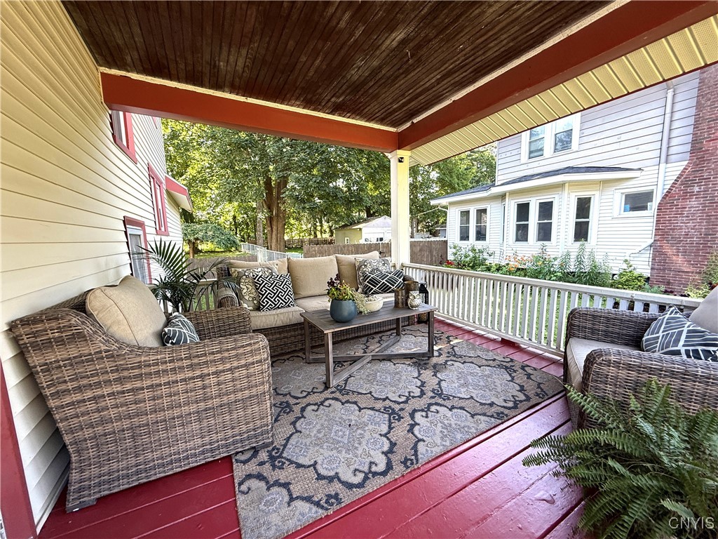 Cortland, New York 13045, United States, 3 Bedrooms Bedrooms, ,2 BathroomsBathrooms,Residential,Pending,162120