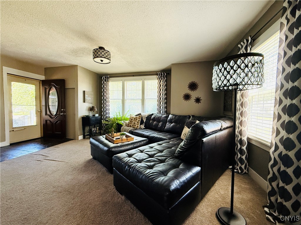 Cortland, New York 13045, United States, 3 Bedrooms Bedrooms, ,2 BathroomsBathrooms,Residential,Pending,162120