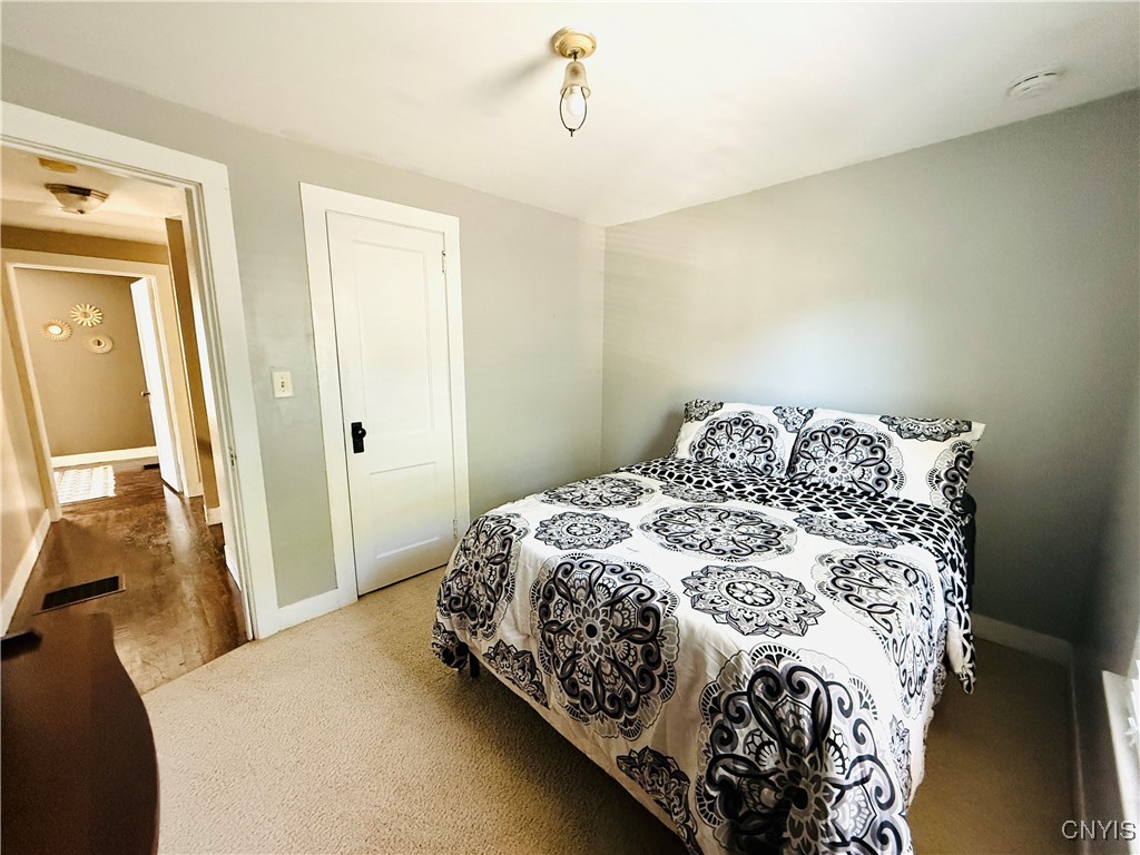 Cortland, New York 13045, United States, 3 Bedrooms Bedrooms, ,2 BathroomsBathrooms,Residential,Pending,162120