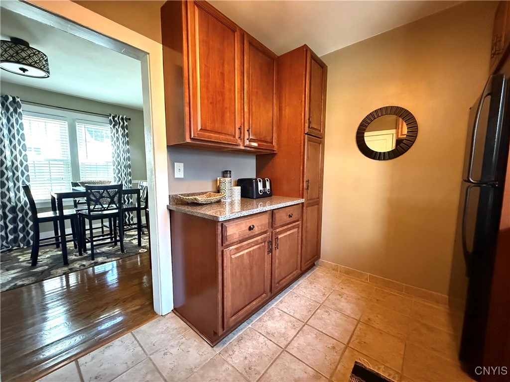 Cortland, New York 13045, United States, 3 Bedrooms Bedrooms, ,2 BathroomsBathrooms,Residential,Pending,162120