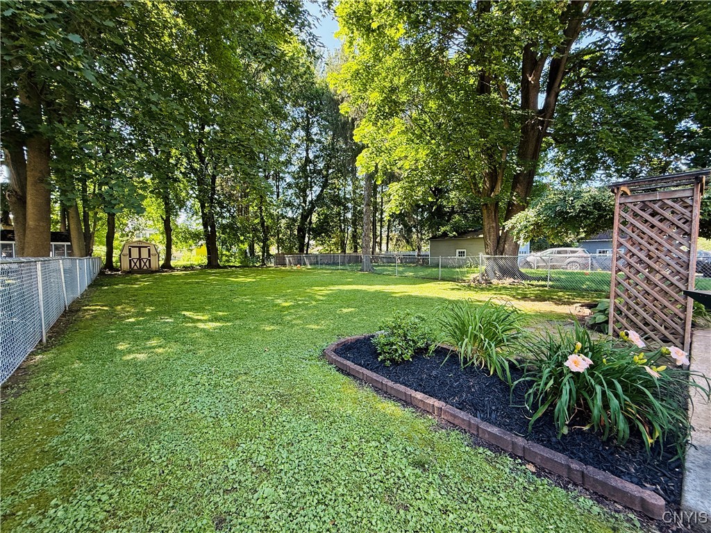 Cortland, New York 13045, United States, 3 Bedrooms Bedrooms, ,2 BathroomsBathrooms,Residential,Pending,162120