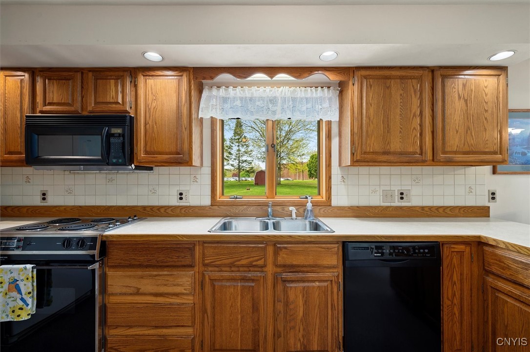 120 Hillcrest Drive, Hastings, New York image 15