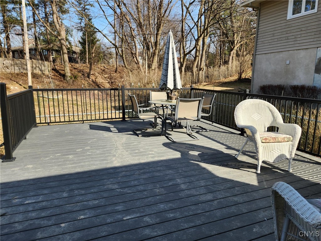 109 Standish Drive Dr, Syracuse, New York image 35