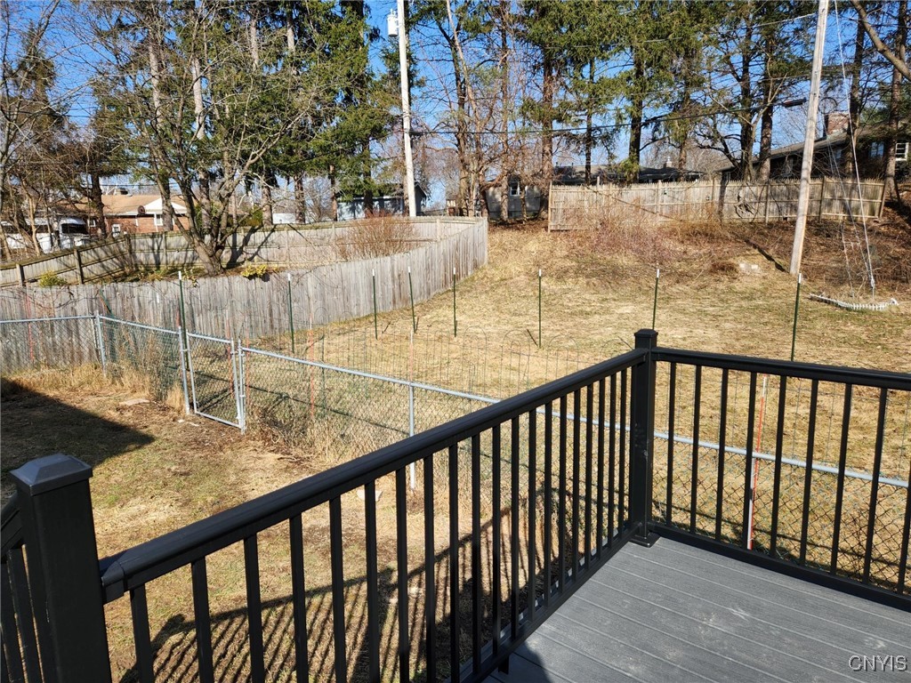 109 Standish Drive Dr, Syracuse, New York image 34