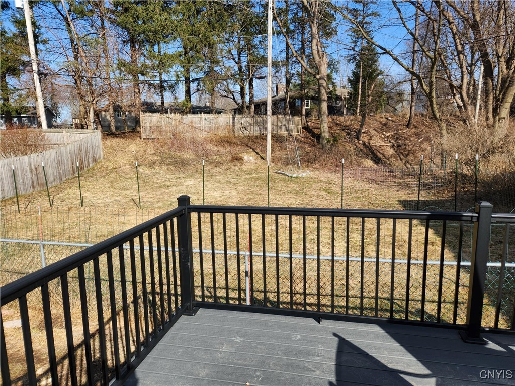 109 Standish Drive Dr, Syracuse, New York image 30