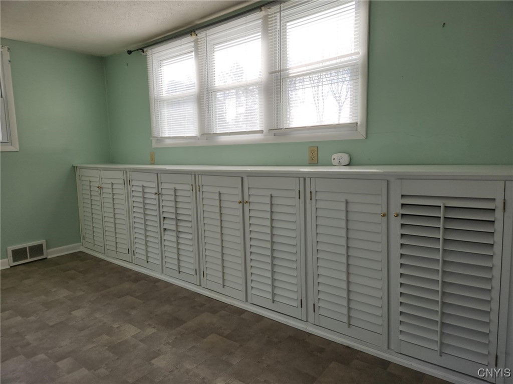 109 Standish Drive Dr, Syracuse, New York image 16