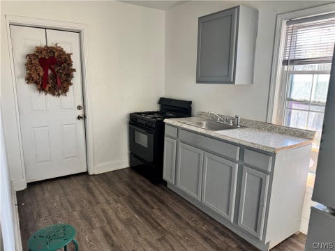 Tiny photo for 3023 S Salina Street, Syracuse, NY 13205 (MLS # S1724414)