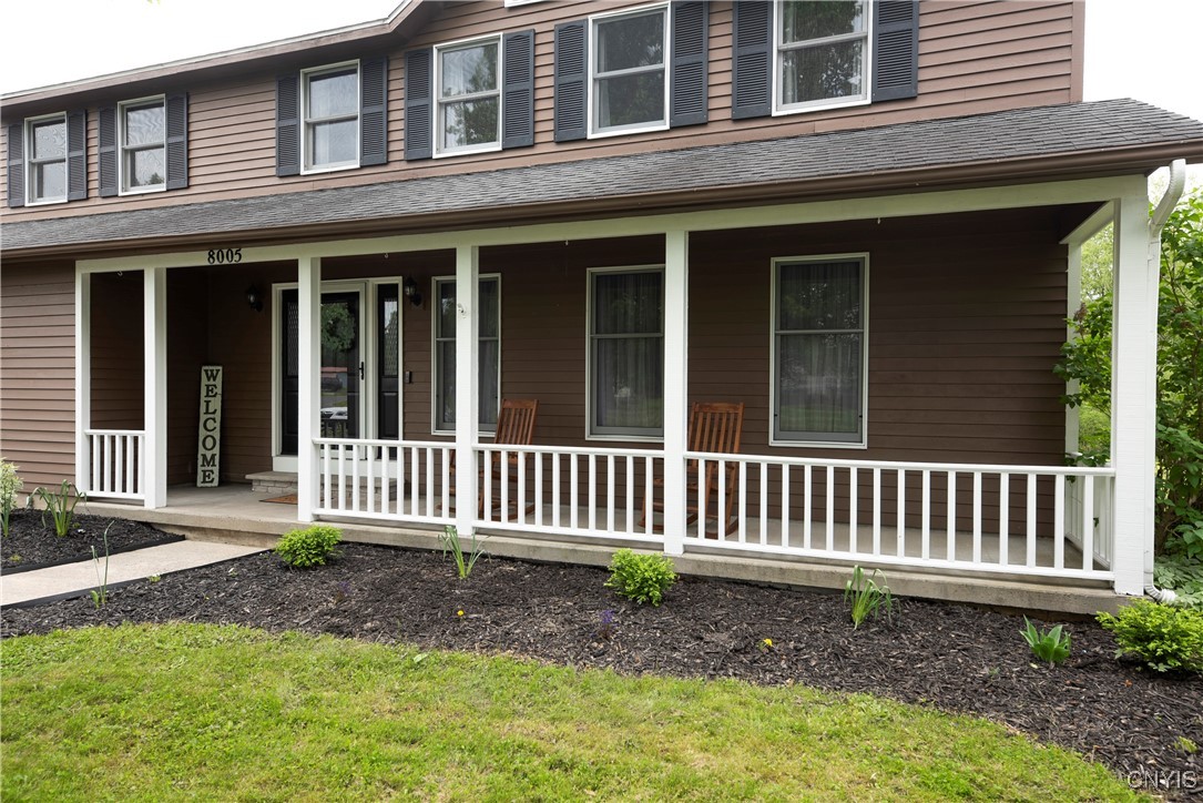 8005 Fir Dr Drive, Clay, New York image 2
