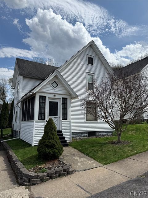 Photo of 9 Orchard Street, German Flatts, NY 13357 (MLS # S1674631)
