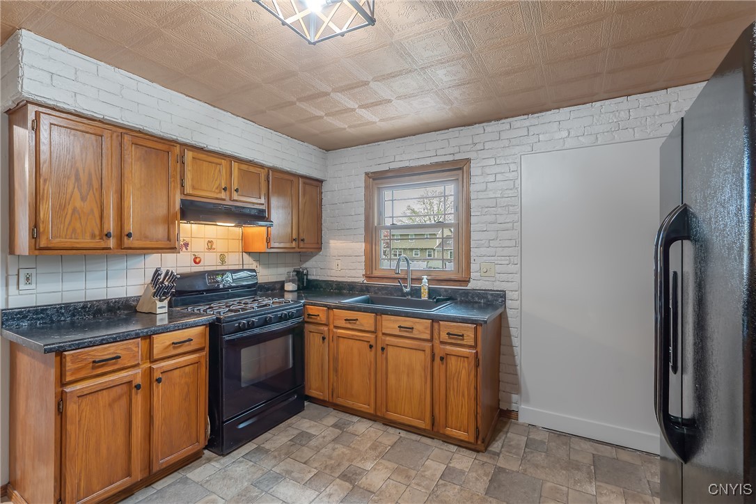 8327 Thompson Road, Cicero, New York image 14
