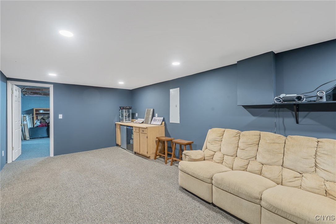 8327 Thompson Road, Cicero, New York image 27