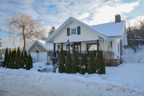 Tiny photo for 24 Catherine Avenue, Alexandria, NY 13607 (MLS # S1655058)