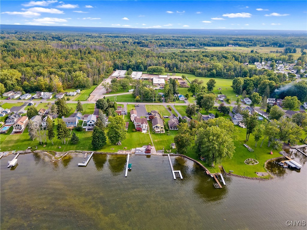 7179 Lakeshore Road, Cicero, New York image 39