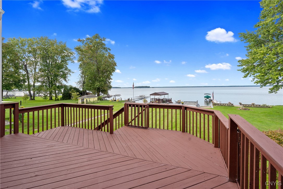 7179 Lakeshore Road, Cicero, New York image 10