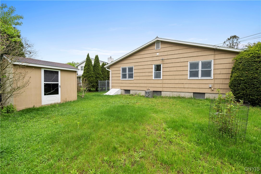 7565 Audrey Dr Dr, Clay, New York image 35