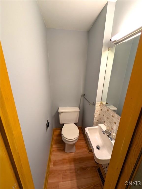 7565 Audrey Dr Dr, Clay, New York image 18