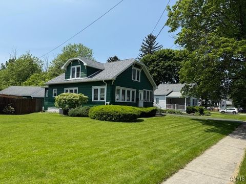 409 New Boston Street Canastota NY 13032