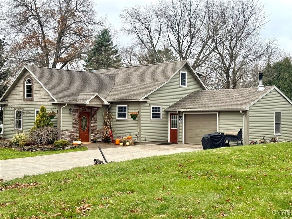 Photo of 7 View Road, Richland, NY 13142 (MLS # S1652384)