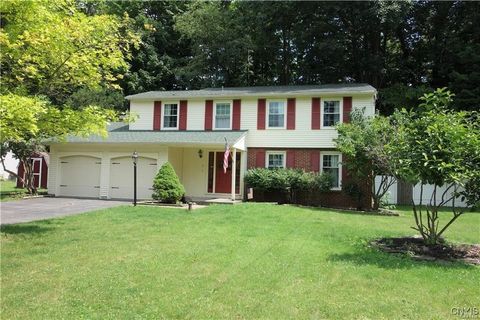 Photo of 4600 Brookhill Drive S, Manlius, NY 13104 (MLS # S1655035)