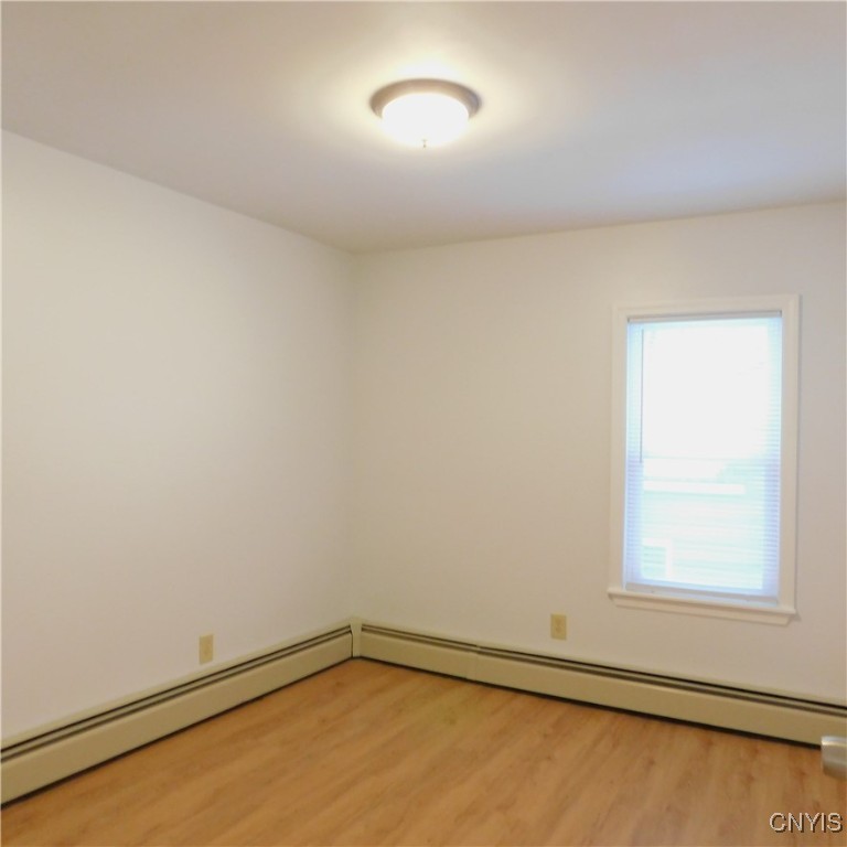 Salina, New York 13088, United States, 2 Bedrooms Bedrooms, ,1 BathroomBathrooms,Residential,Active,20007
