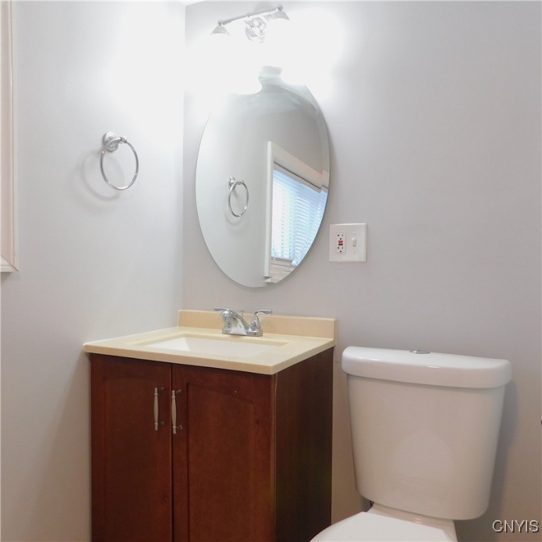 Salina, New York 13088, United States, 2 Bedrooms Bedrooms, ,1 BathroomBathrooms,Residential,Active,20007