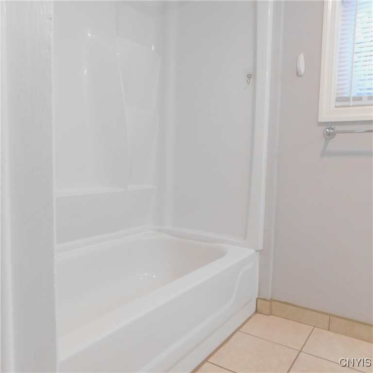 Salina, New York 13088, United States, 2 Bedrooms Bedrooms, ,1 BathroomBathrooms,Residential,Active,20007