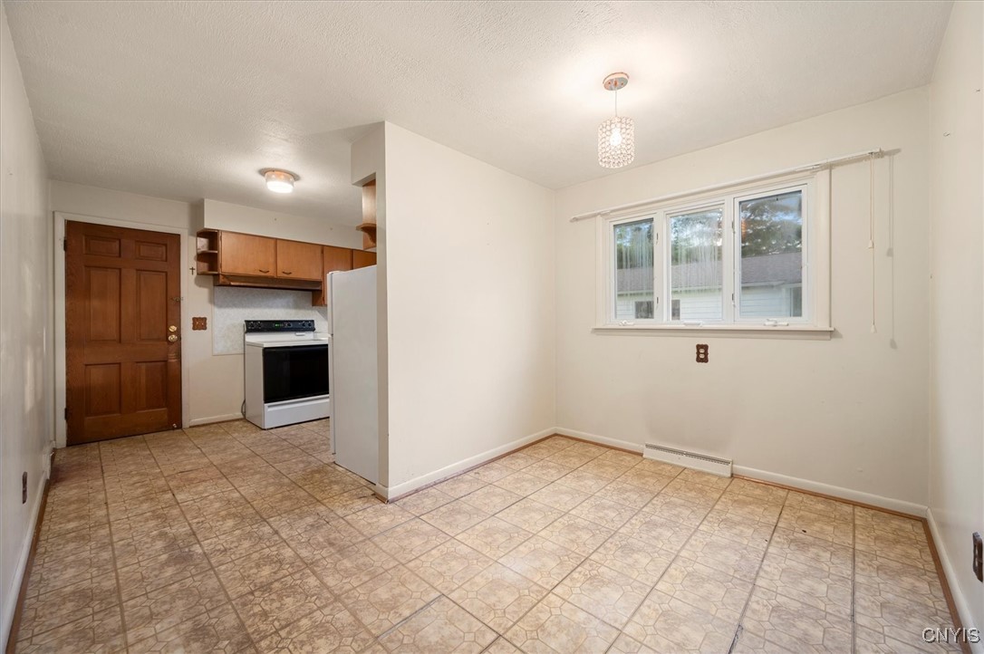 514 Locust Drive, Utica, New York image 6