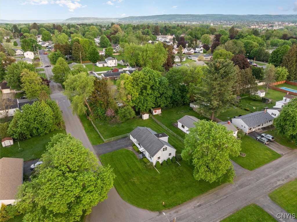 514 Locust Drive, Utica, New York image 32