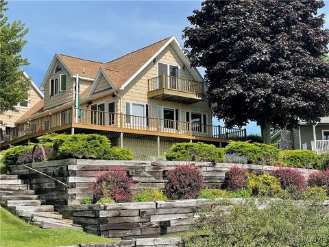 Homes For Sale - 16505 Rainbow Shores Drive<br/> Jefferson County, Clayton, NY 13624