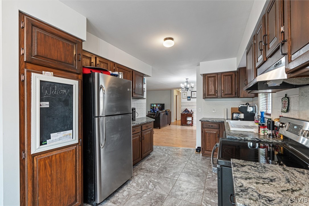 542 Lakeview Drive, Brownville, New York image 13