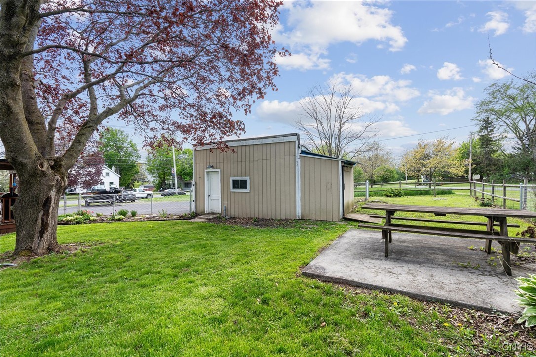 542 Lakeview Drive, Brownville, New York image 29