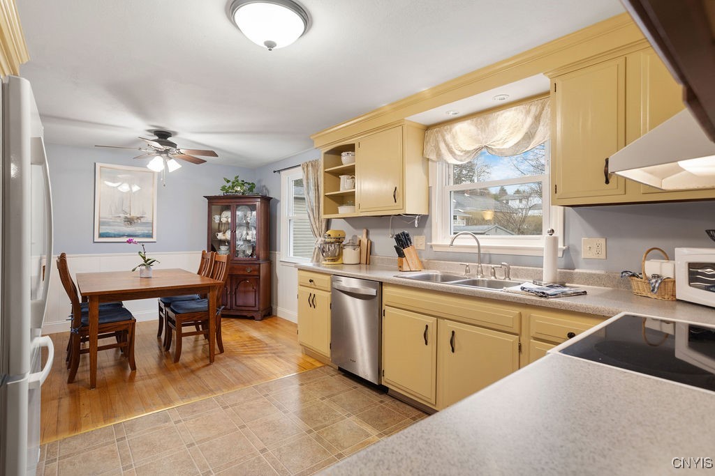 315 Germania Avenue, Camillus, New York image 13