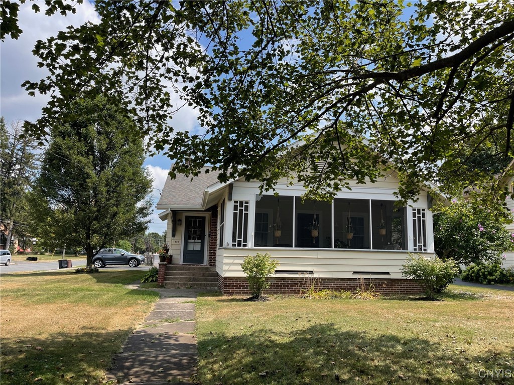 322 W Hamilton Avenue