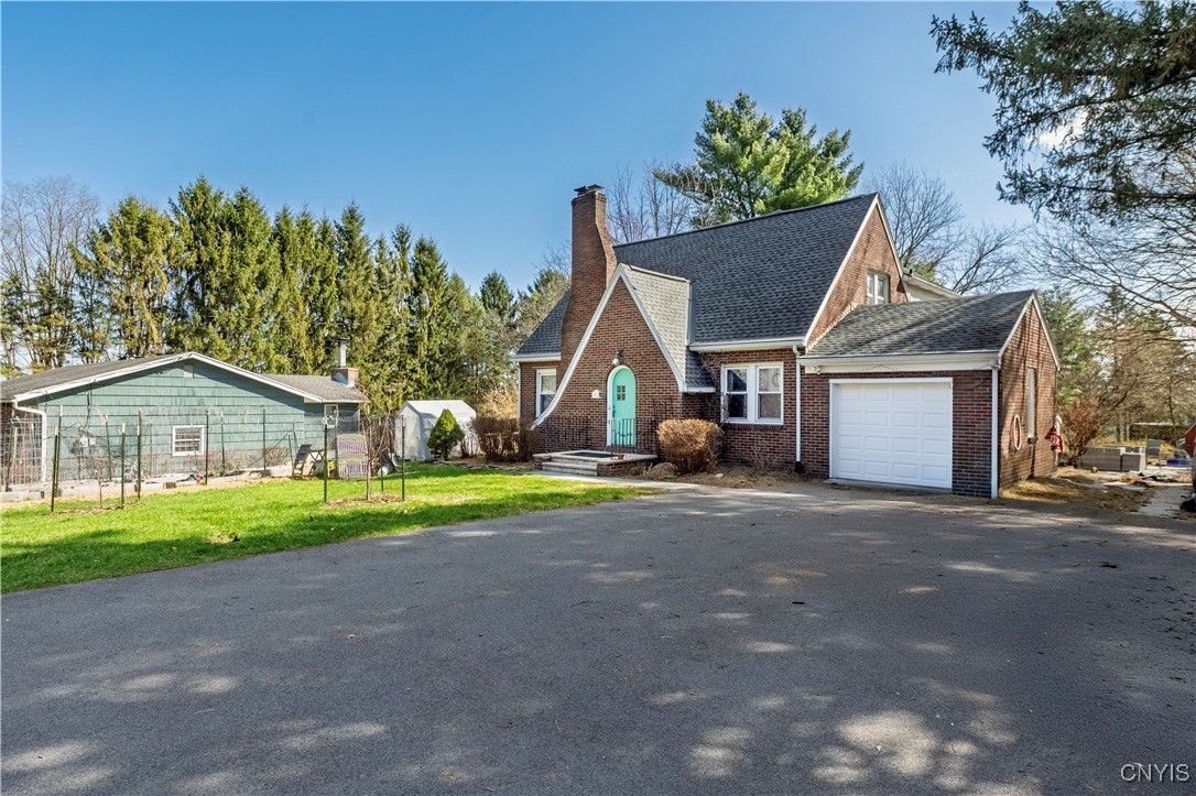 929 Onondaga Road, Camillus, New York image 1