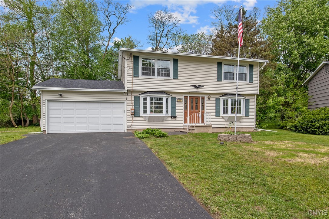 111 Meadow River Drive, Clay, New York image 3