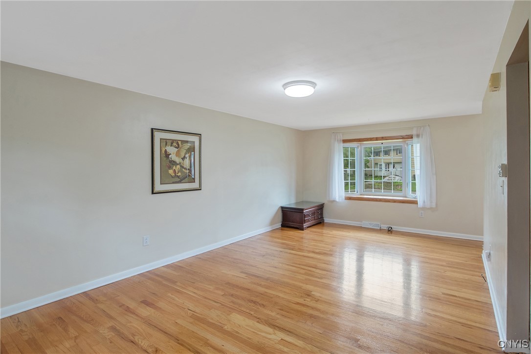 111 Meadow River Drive, Clay, New York image 6