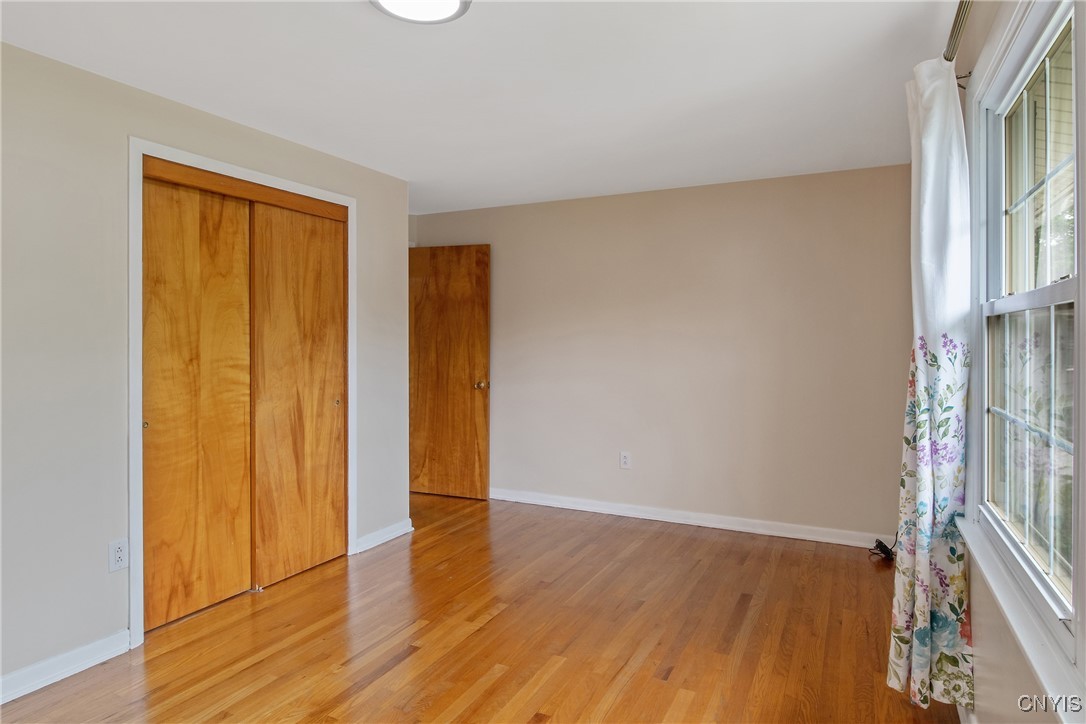 111 Meadow River Drive, Clay, New York image 31