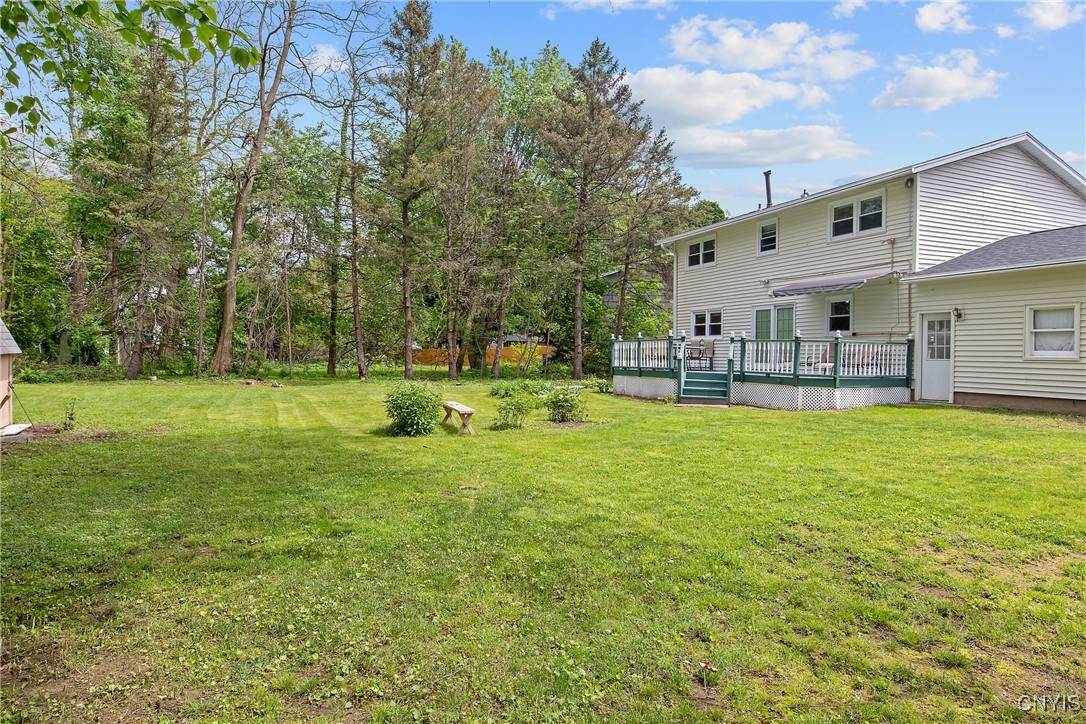 111 Meadow River Drive, Clay, New York image 36