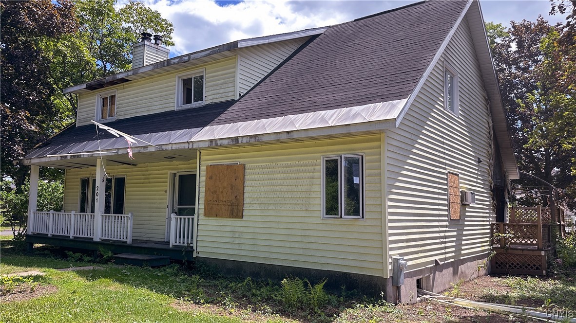 201 Maple Street