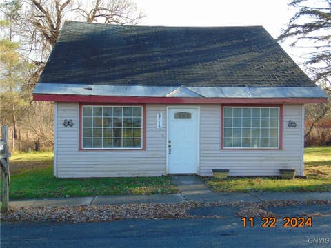 Photo for 8714 Cemetery Road