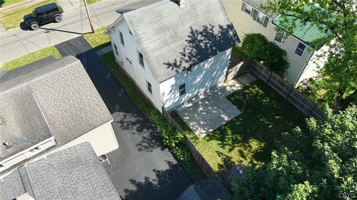 7 Tracey Street