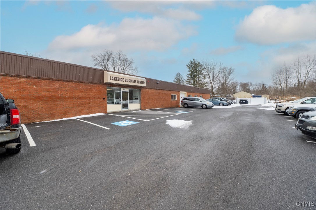 314 Lakeside Road