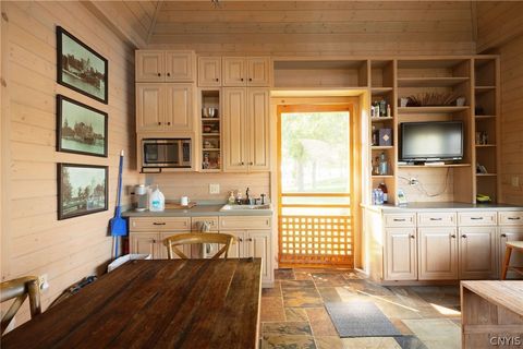 Tiny photo for 3 Manhattan, Alexandria, NY 13607 (MLS # S1684732)