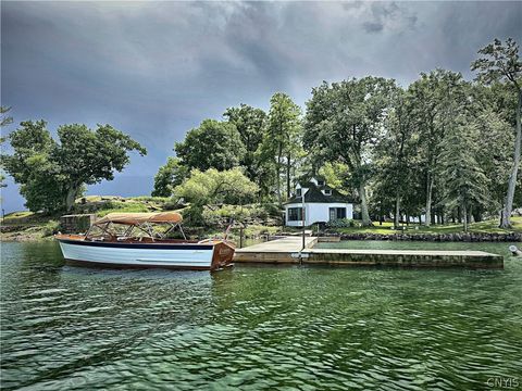 Photo of 3 Manhattan, Alexandria, NY 13607 (MLS # S1684732)