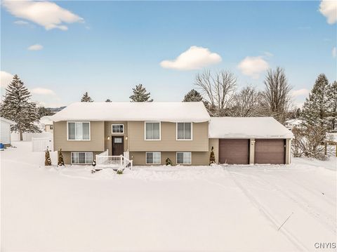 31 Meadowbrook Drive New Hartford NY 13413