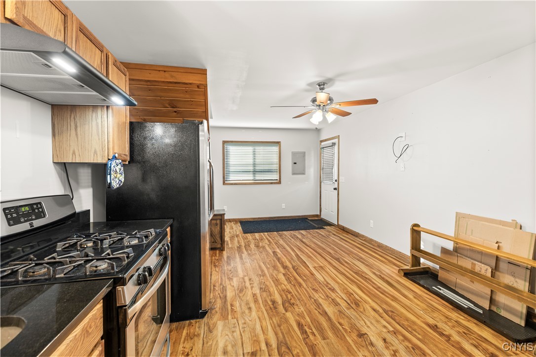 6821 Mcalpine Street