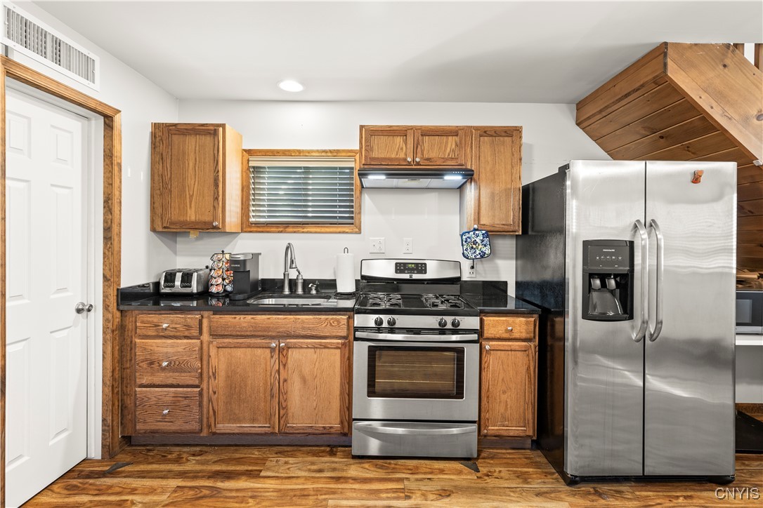 6821 Mcalpine Street