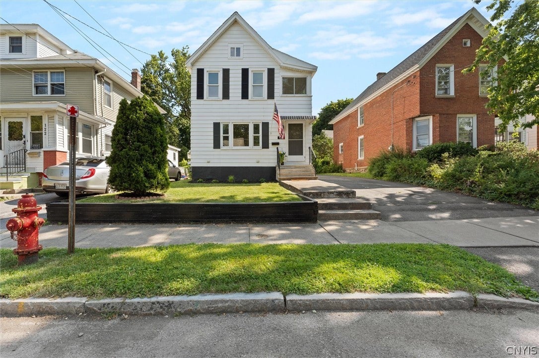 120 Peck Avenue