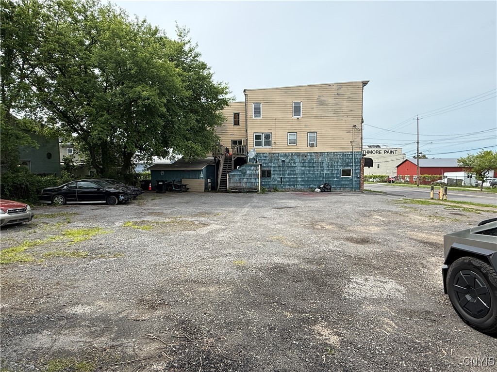 1925 W Fayette Street